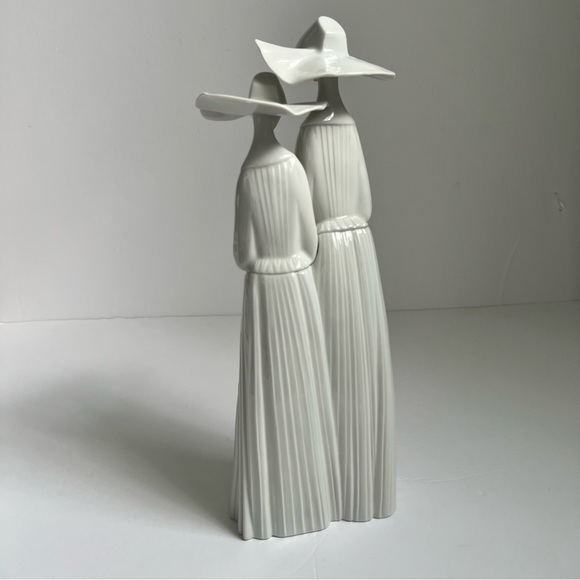 Lladro Nuns - Picture 3 of 7
